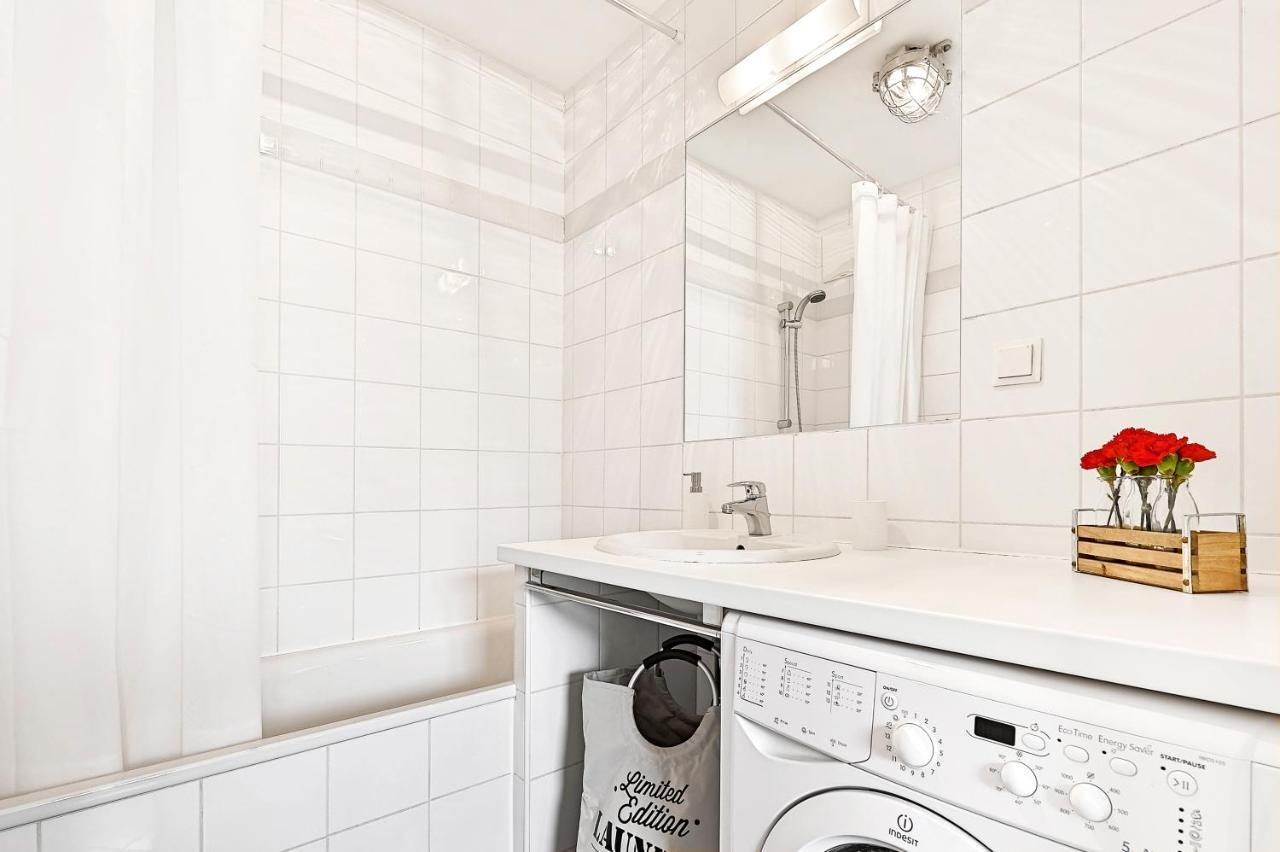 Peaceful Belvedere Apartment In Safe, Quiet & Central Location Виена Екстериор снимка